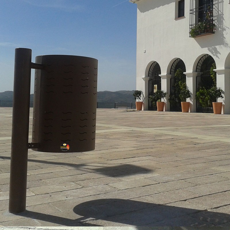 Paperera urbana imitació corten Vélez Màlaga